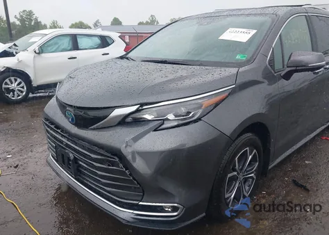 2025 Toyota Sienna Platinum from USA, damaged, VIN 5TDESKFC7SS171311
